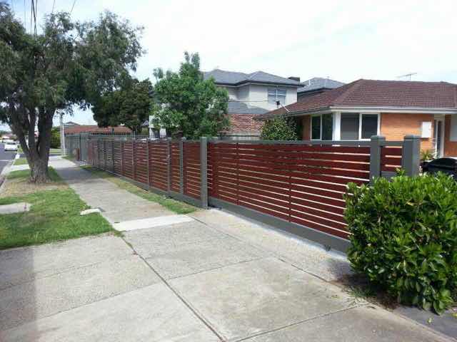 Driveway security gate